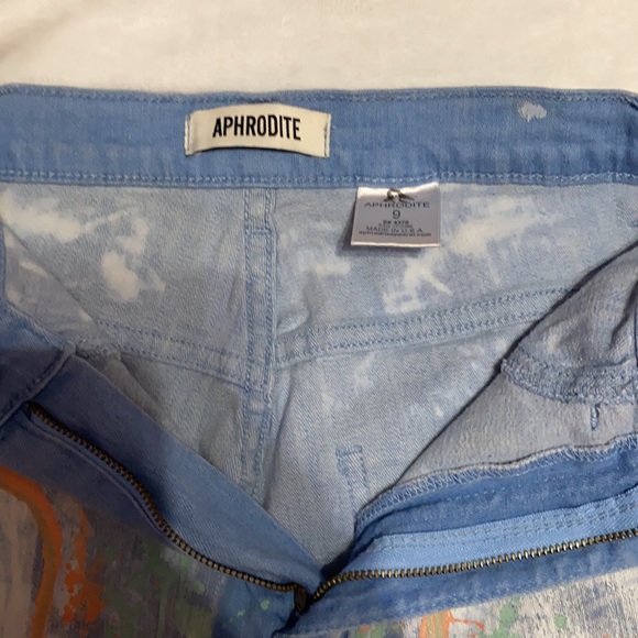 New jeans - Picture 2 of 3